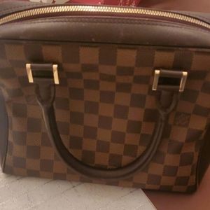 Authentic Louis Viutton